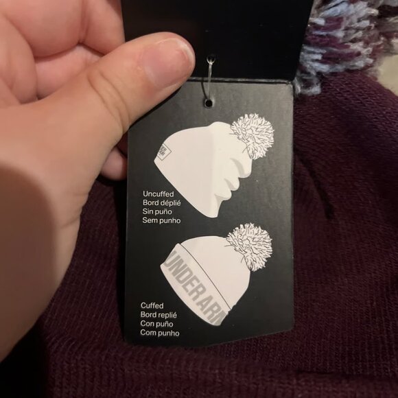 Under Armour‎ Women’s Beanie Winter Hat with Pom Pom 2 in 1 NWT - Picture 3 of 4